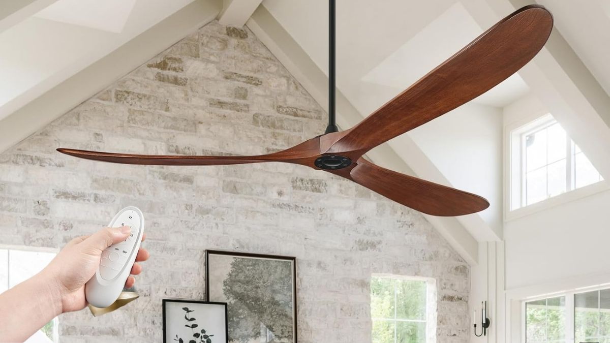 How to Maximize Comfort and Style with Ceiling Fans That Don’t Include Lights