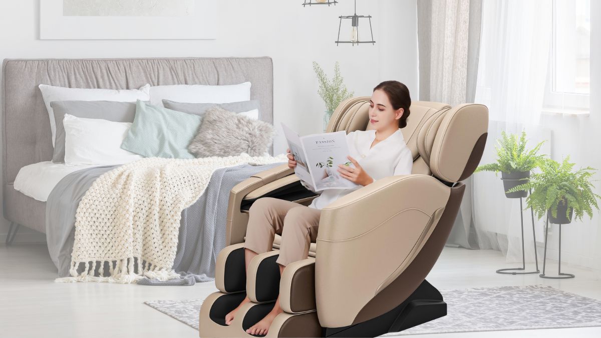 2025 Zero Gravity Massage Chair Full Body, with 6 Auto Modes, Foot Massage, Waist Heating, Bluetooth, Khaki and Brown