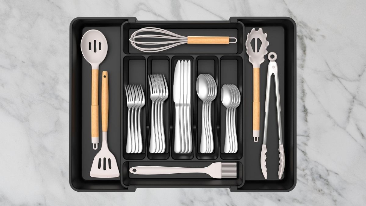 Ukeetap Extra Large Expandable Silverware Organizer: The Ultimate Kitchen Drawer Solution