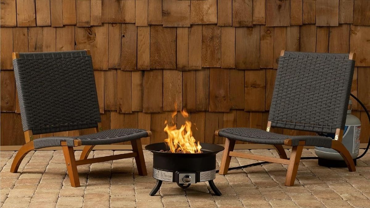 Amazon Basics Portable Propane Fire Pit
