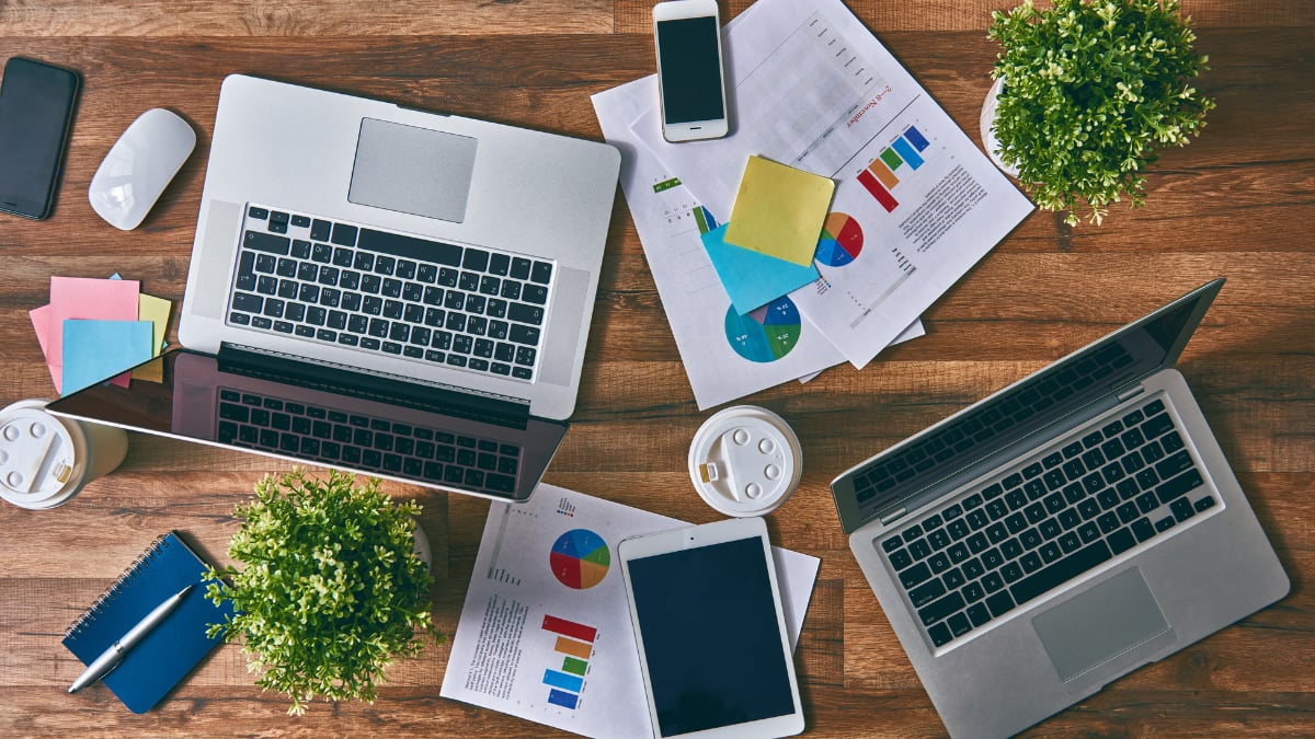 How to choose electronics by comparing features, specifications, prices, and everyday technology needs before buying.