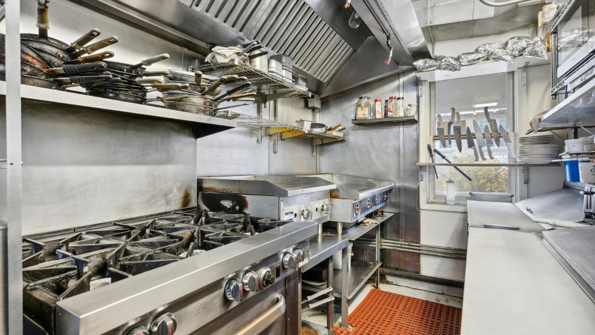 Restaurant Storage and Organization Tips for a More Efficient Kitchen